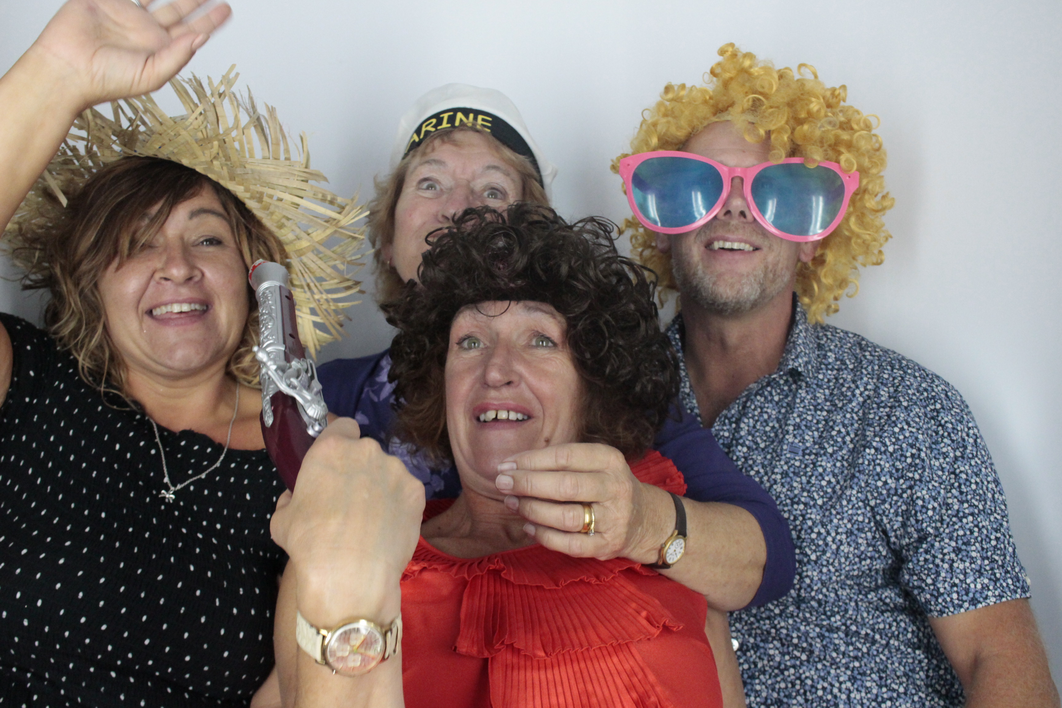 Emma & Karl's Wedding | View more photos from the event at gallery.myphotoboothexperience.co.uk/u/MyPhotoBoothExperienceLtd/Emma-Karls-Wedding